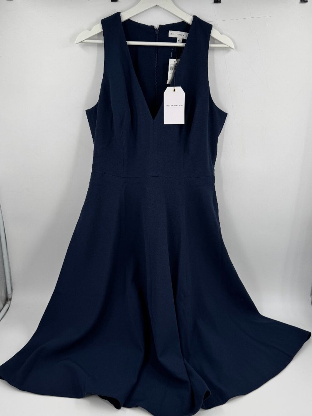 Dress The Population Fit and Flare Dress Womens Large Midnight Blue V-Neck New‎
